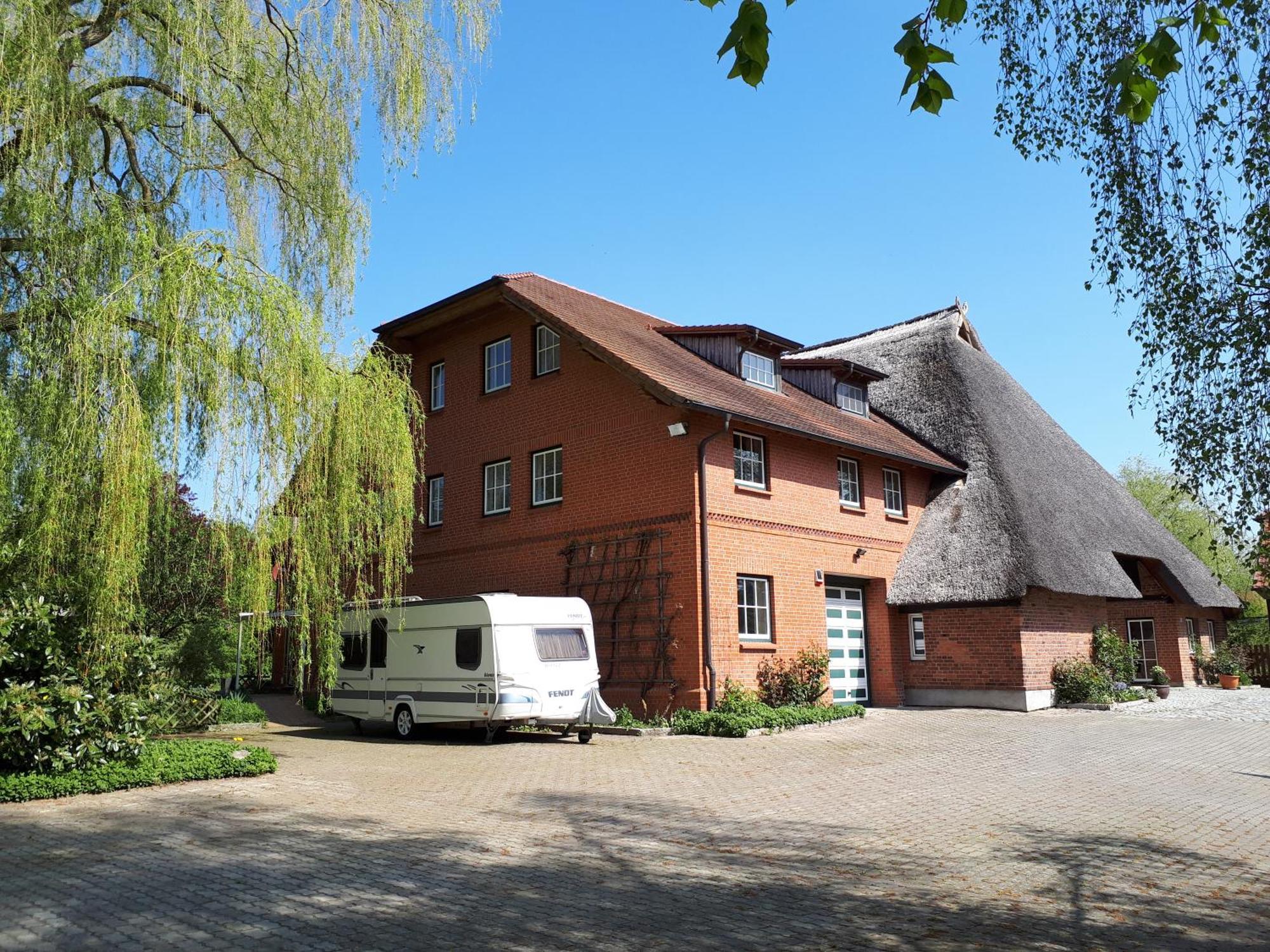 Kleines Paradies Krembz Екстериор снимка